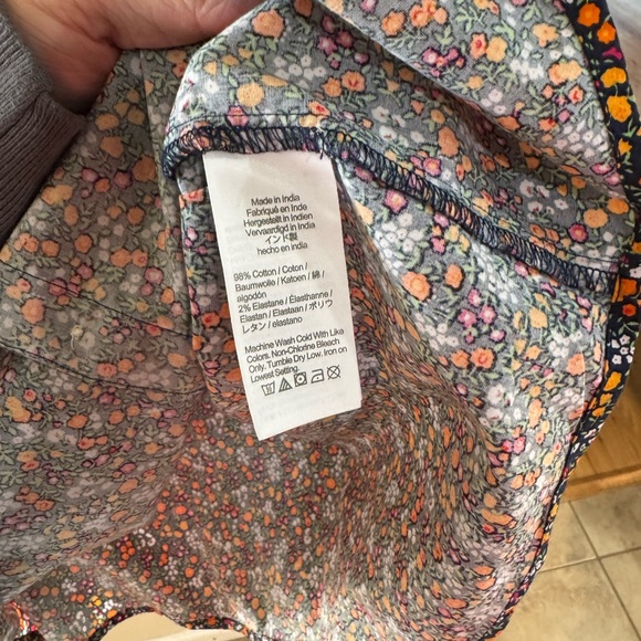 J. Crew Factory Blouse
Tie front
Never worn - Picture 4 of 4